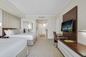 18001 Collins Ave #2609, Sunny Isles Beach, FL 33160, USA Photo 29