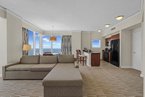 18001 Collins Ave #2609, Sunny Isles Beach, FL 33160, USA Photo 45