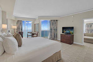 18001 Collins Ave #2609, Sunny Isles Beach, FL 33160, USA Photo 53