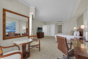 18001 Collins Ave #2609, Sunny Isles Beach, FL 33160, USA Photo 56