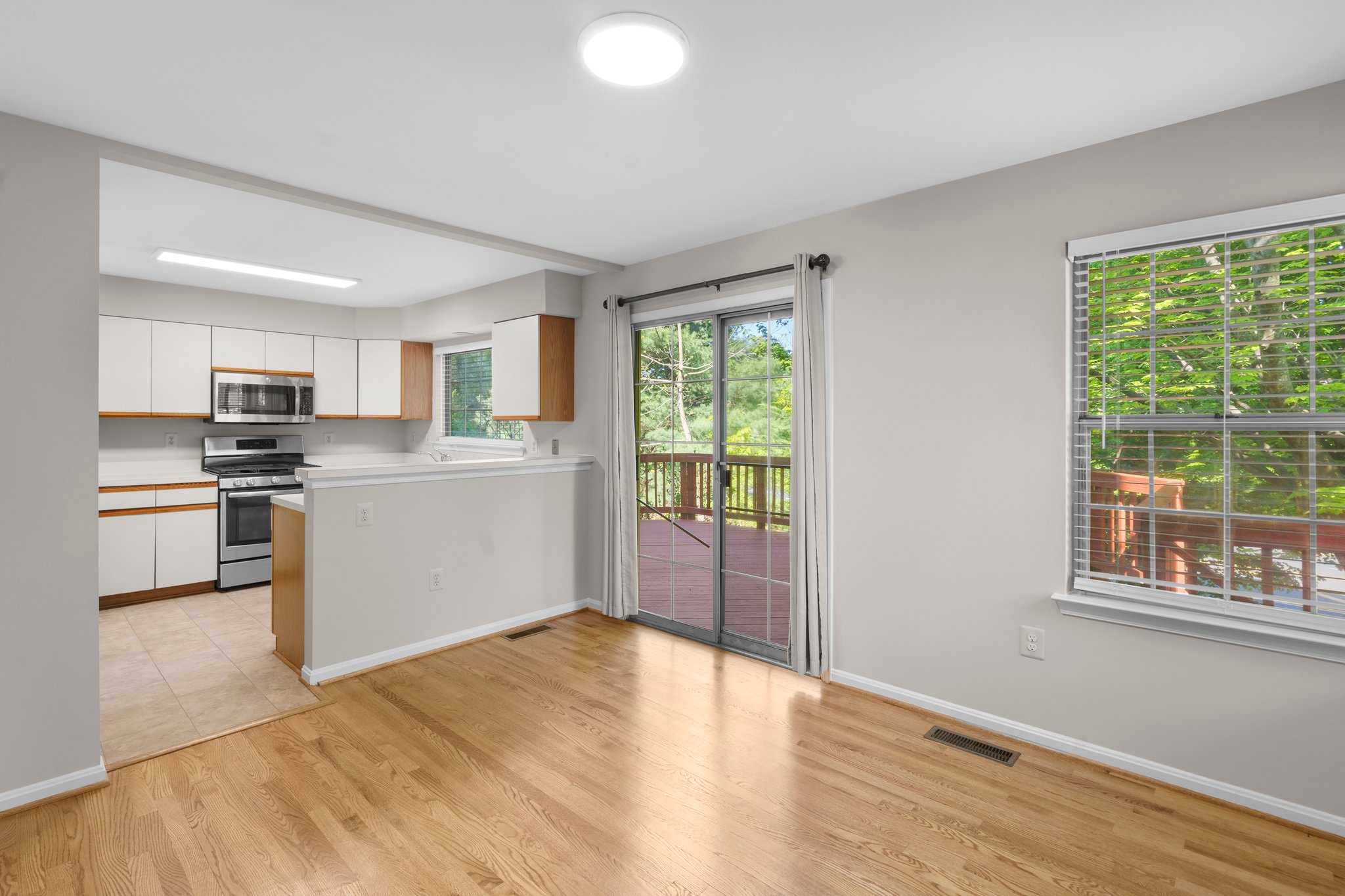 20. 18009 Fence Post Ct.JPG