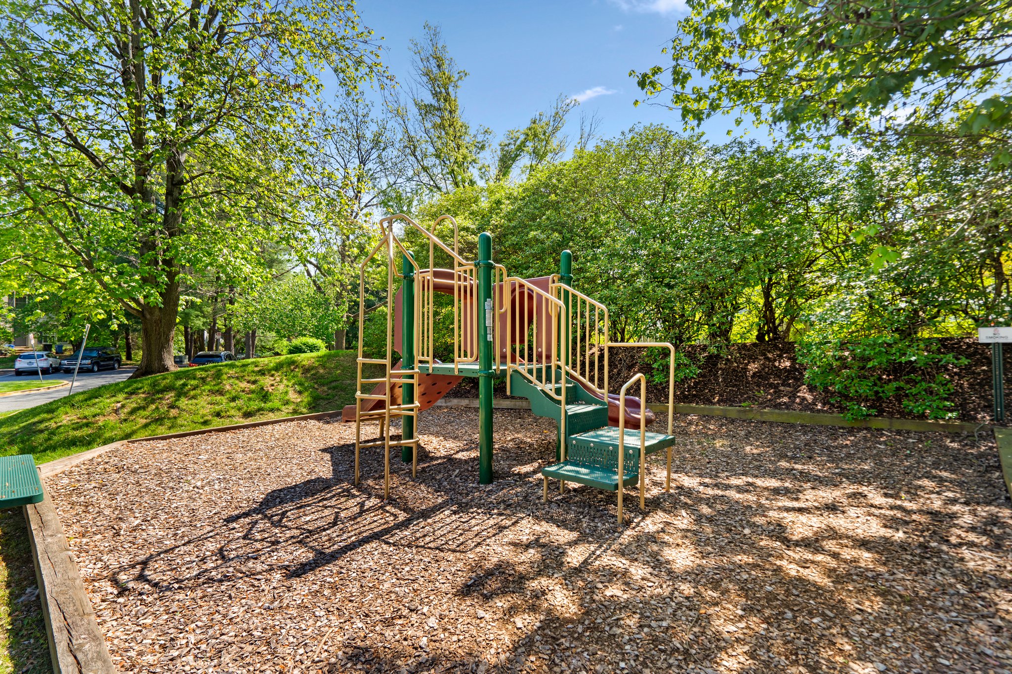 45. 18009 Fence Post Ct.jpg