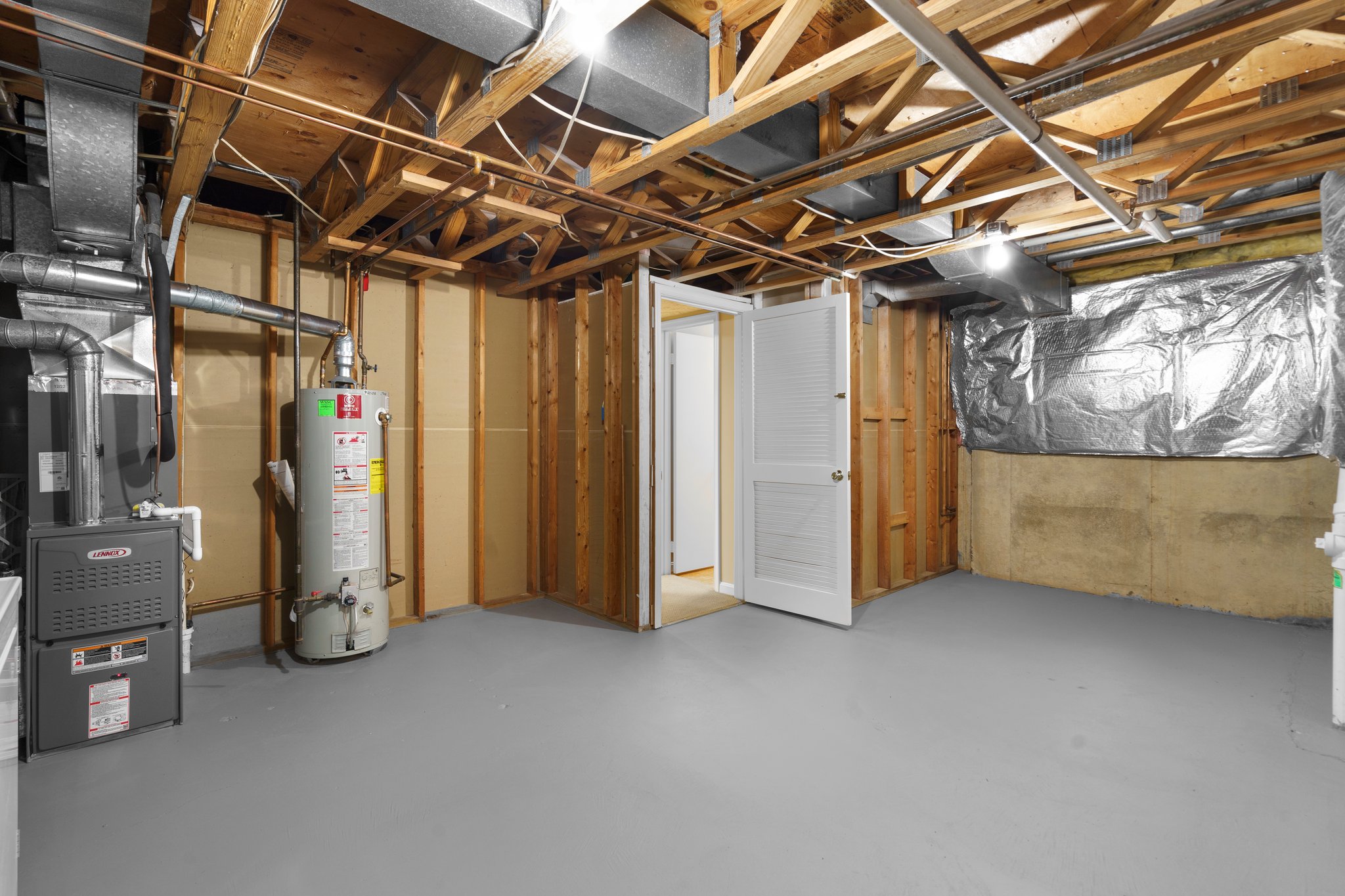 37. 18009 Fence Post Ct.JPG