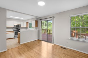 20. 18009 Fence Post Ct.JPG