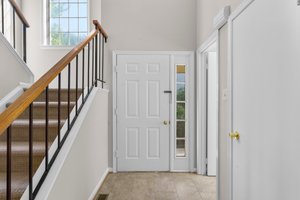 05. 18009 Fence Post Ct.JPG