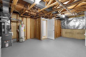 37. 18009 Fence Post Ct.JPG