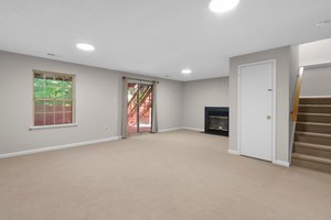 33. 18009 Fence Post Ct.JPG