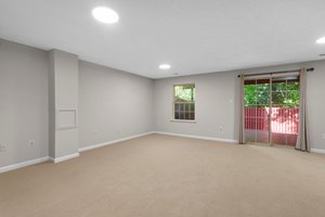 32. 18009 Fence Post Ct.JPG