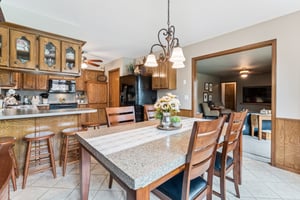 1801 E Hills Dr_021.jpg