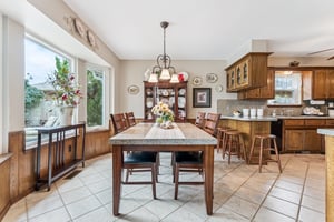 1801 E Hills Dr_022.jpg