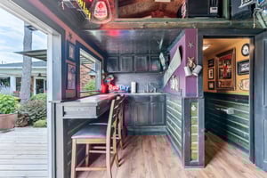 1801 E Hills Dr_040.jpg