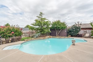 1801 E Hills Dr_047.jpg