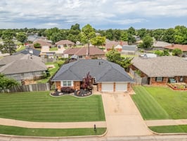 1801 E Hills Dr_051.jpg