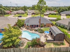 1801 E Hills Dr_052.jpg