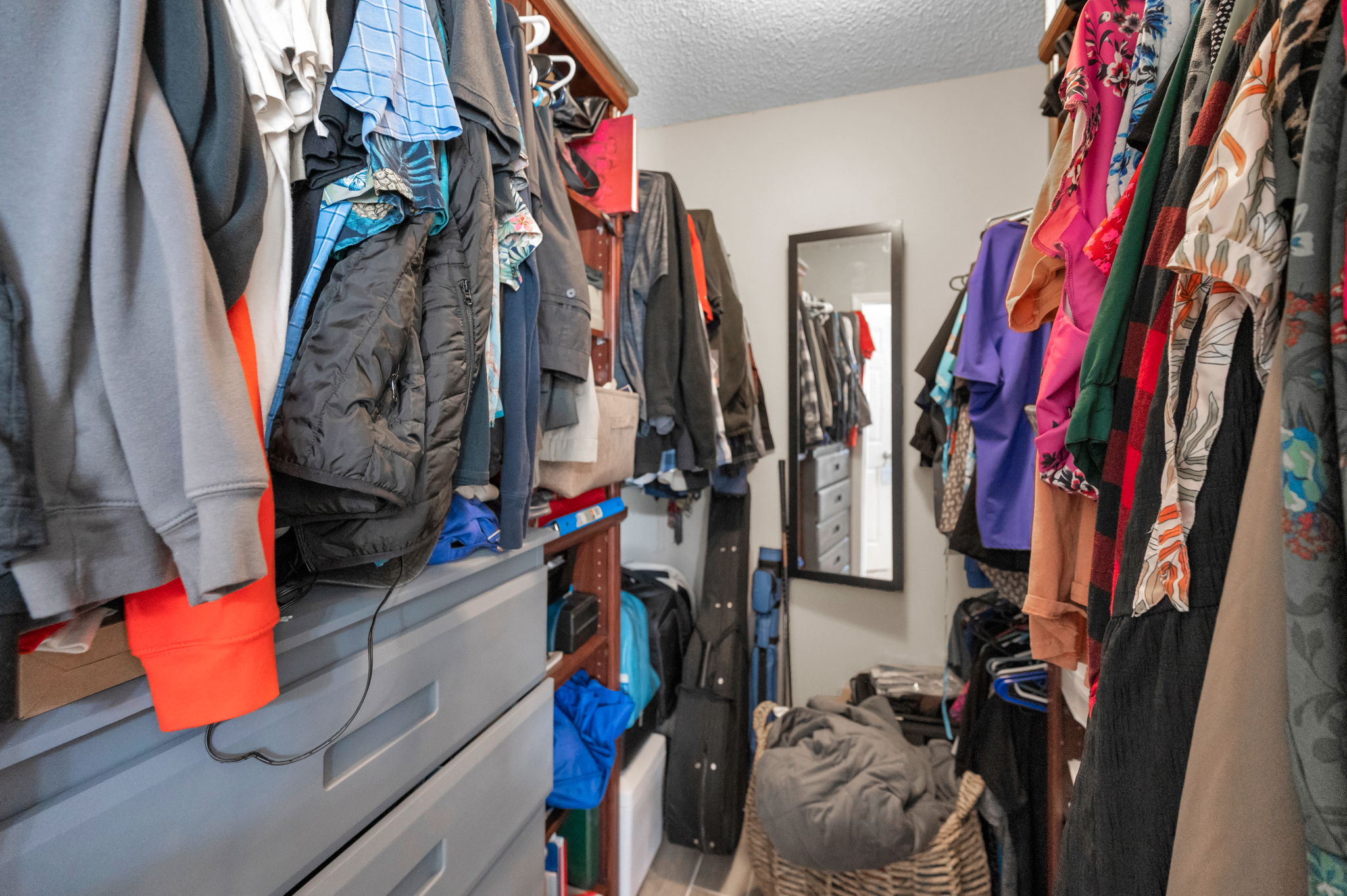 Master Bedroom Walk-in Closet