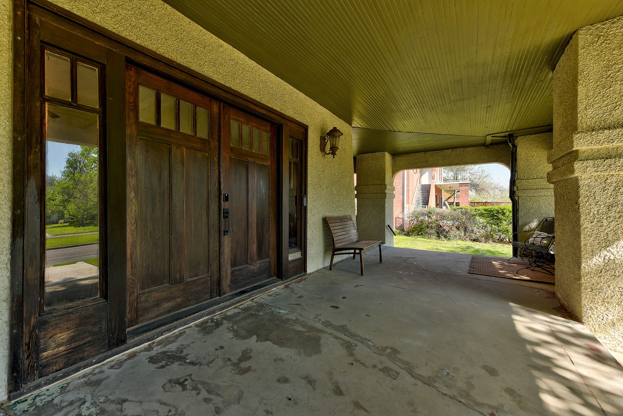  Photo 8