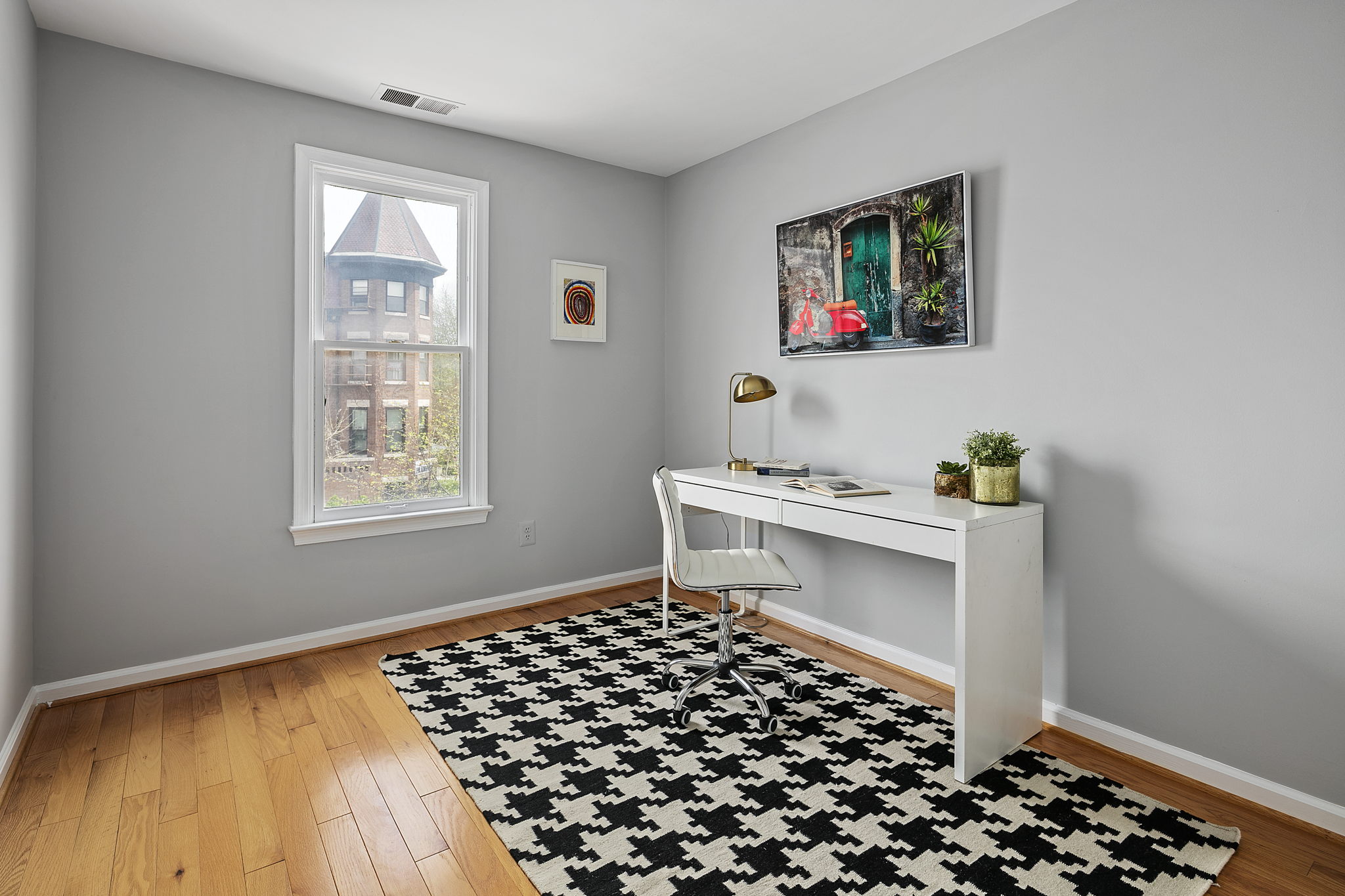 1801 T St NW, Washington, DC 20009, USA Photo 36