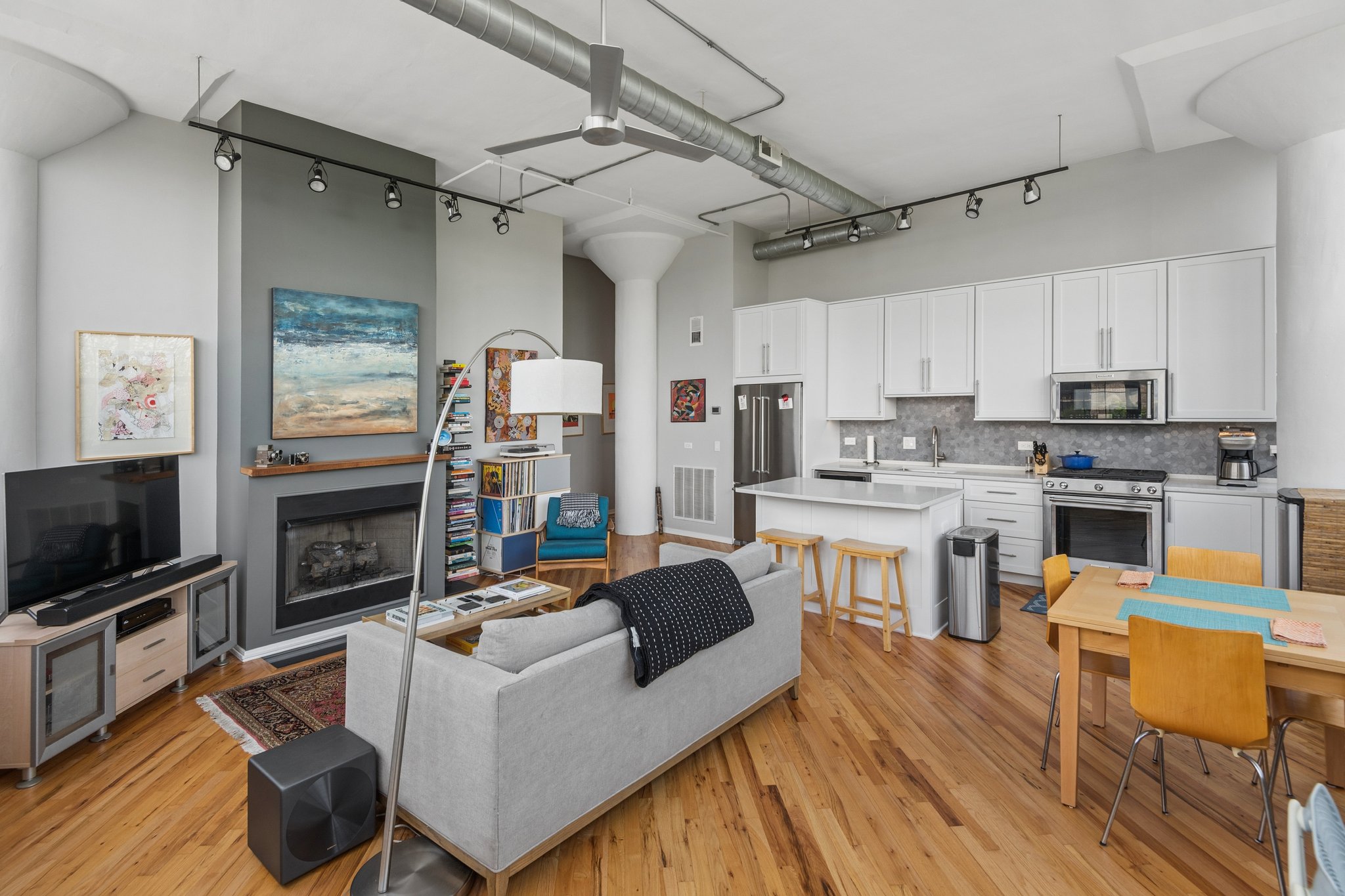 1801 W Larchmont Ave 404_009.jpg