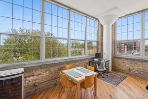 1801 W Larchmont Ave 404_011.jpg
