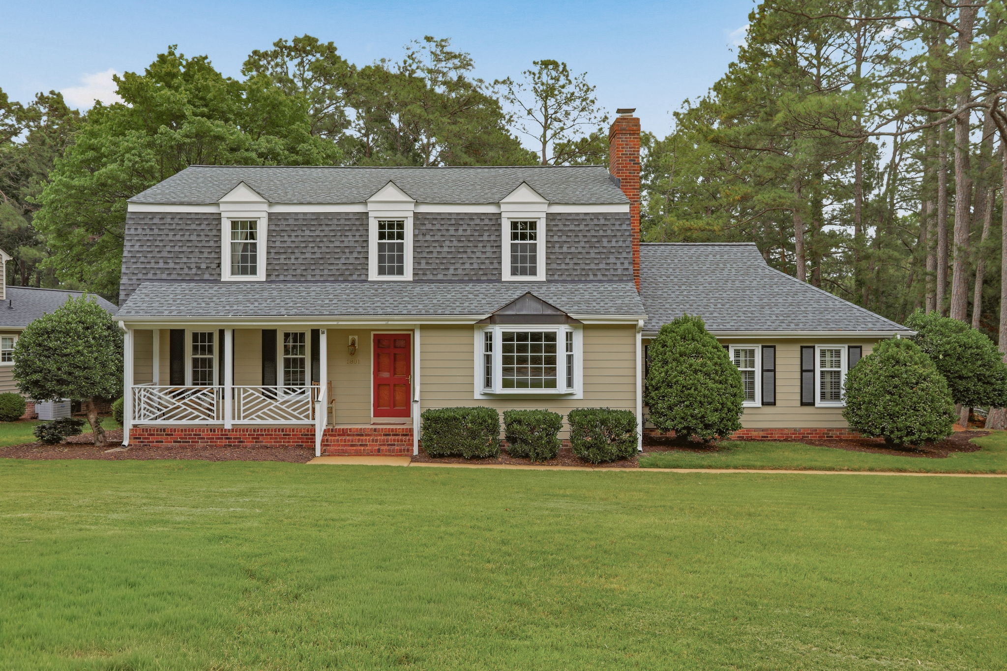 02-Exterior Front