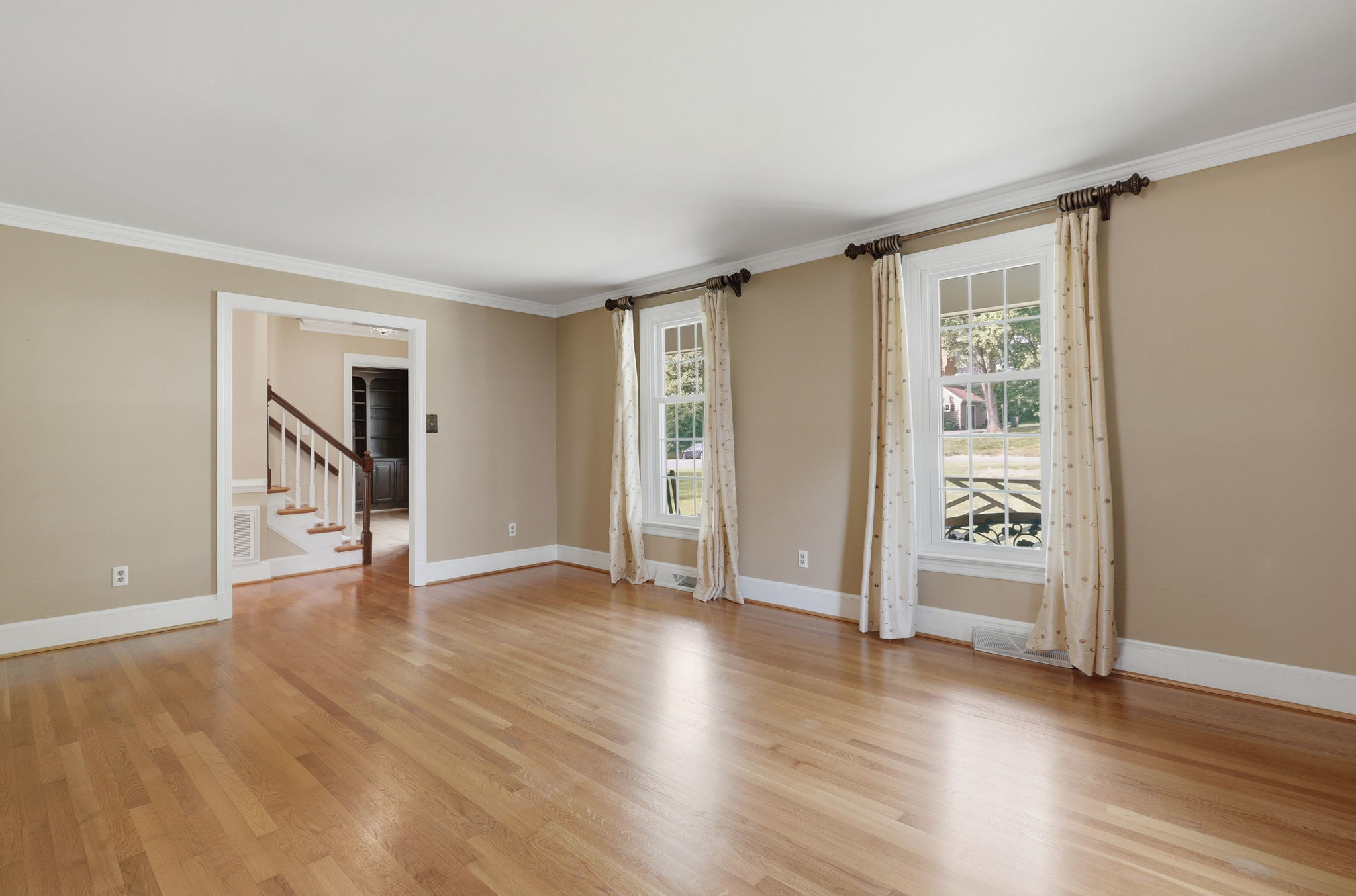 08-Living Room