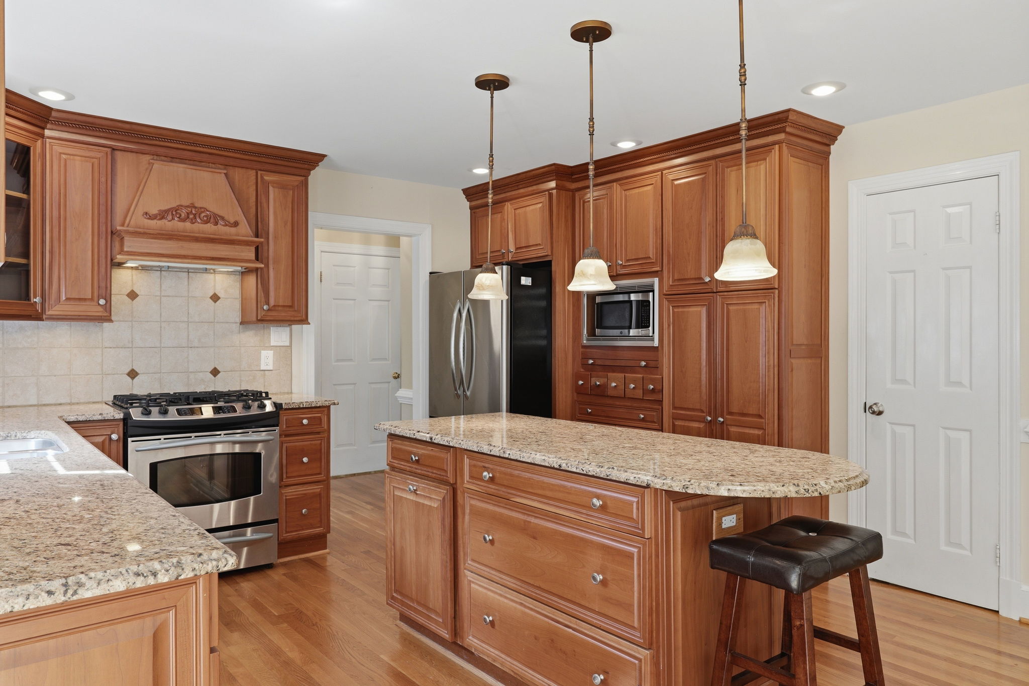 11-Kitchen