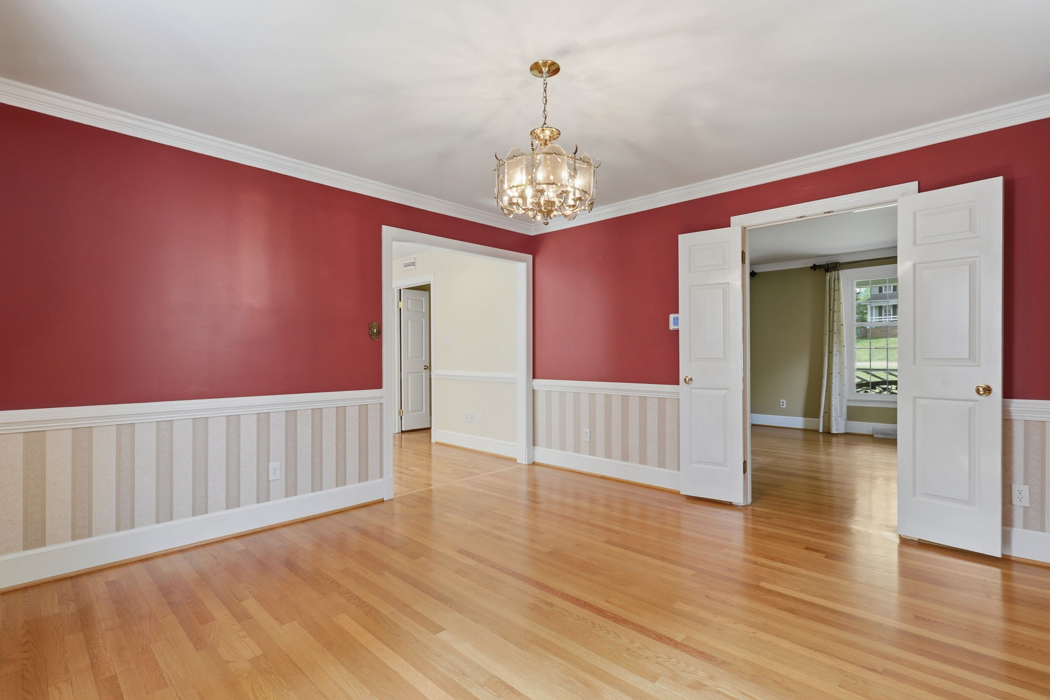 17-Dining Room