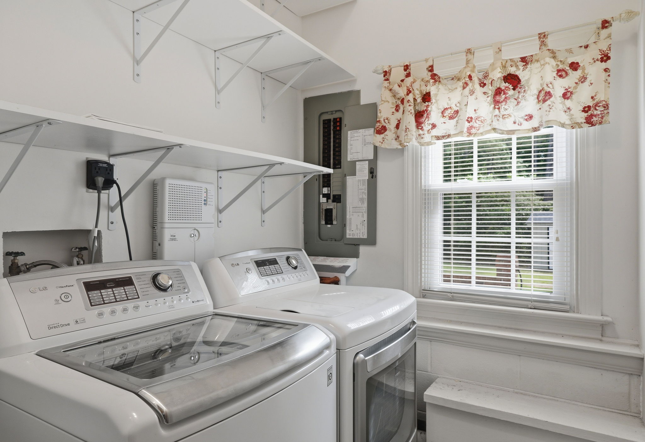 22-Laundry Room