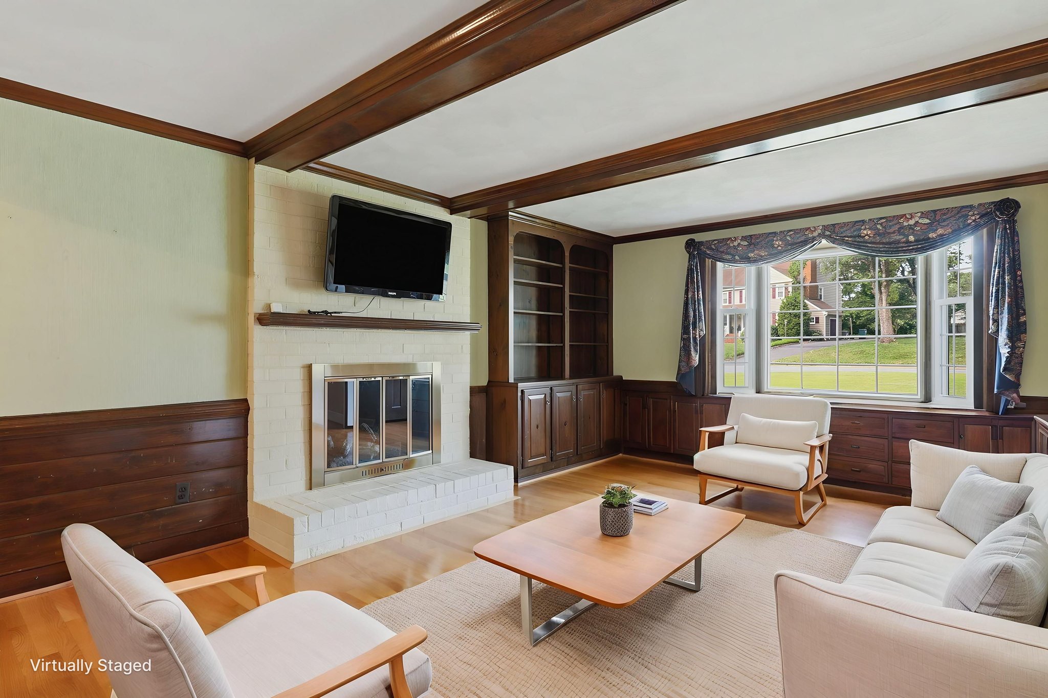 18-Family Room virtually staged.jpeg