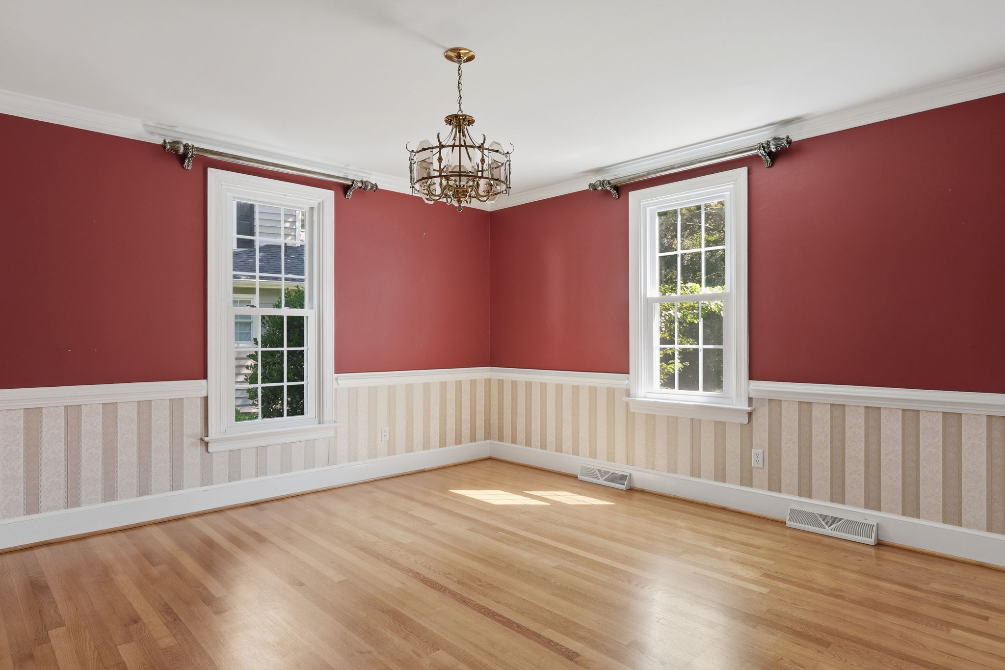 16-Dining Room
