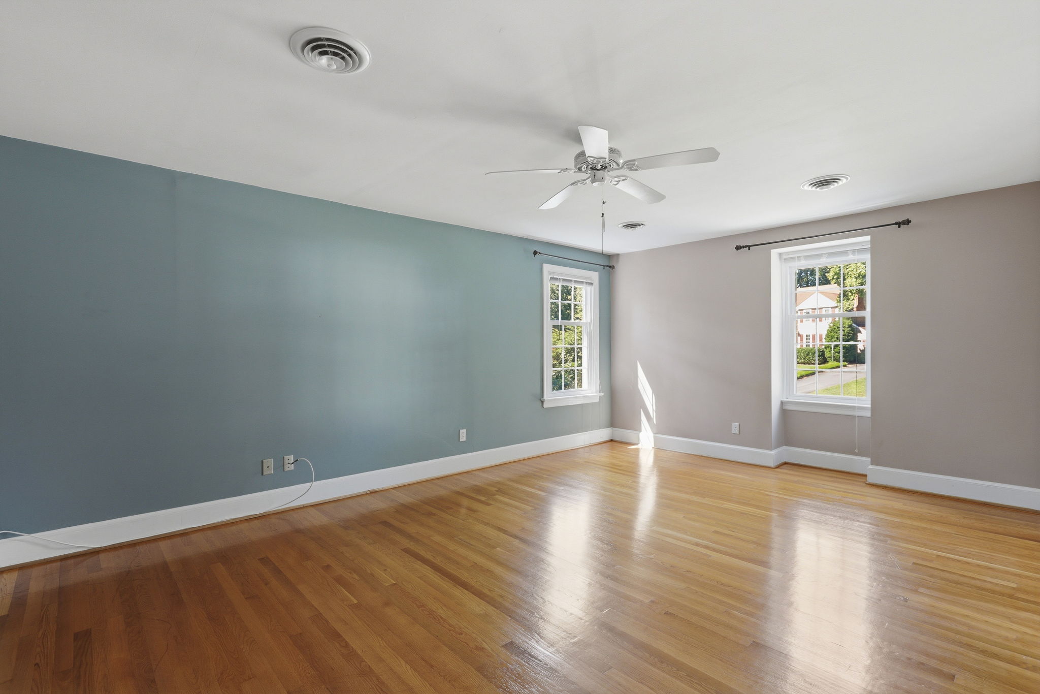 27-Primary Bedroom