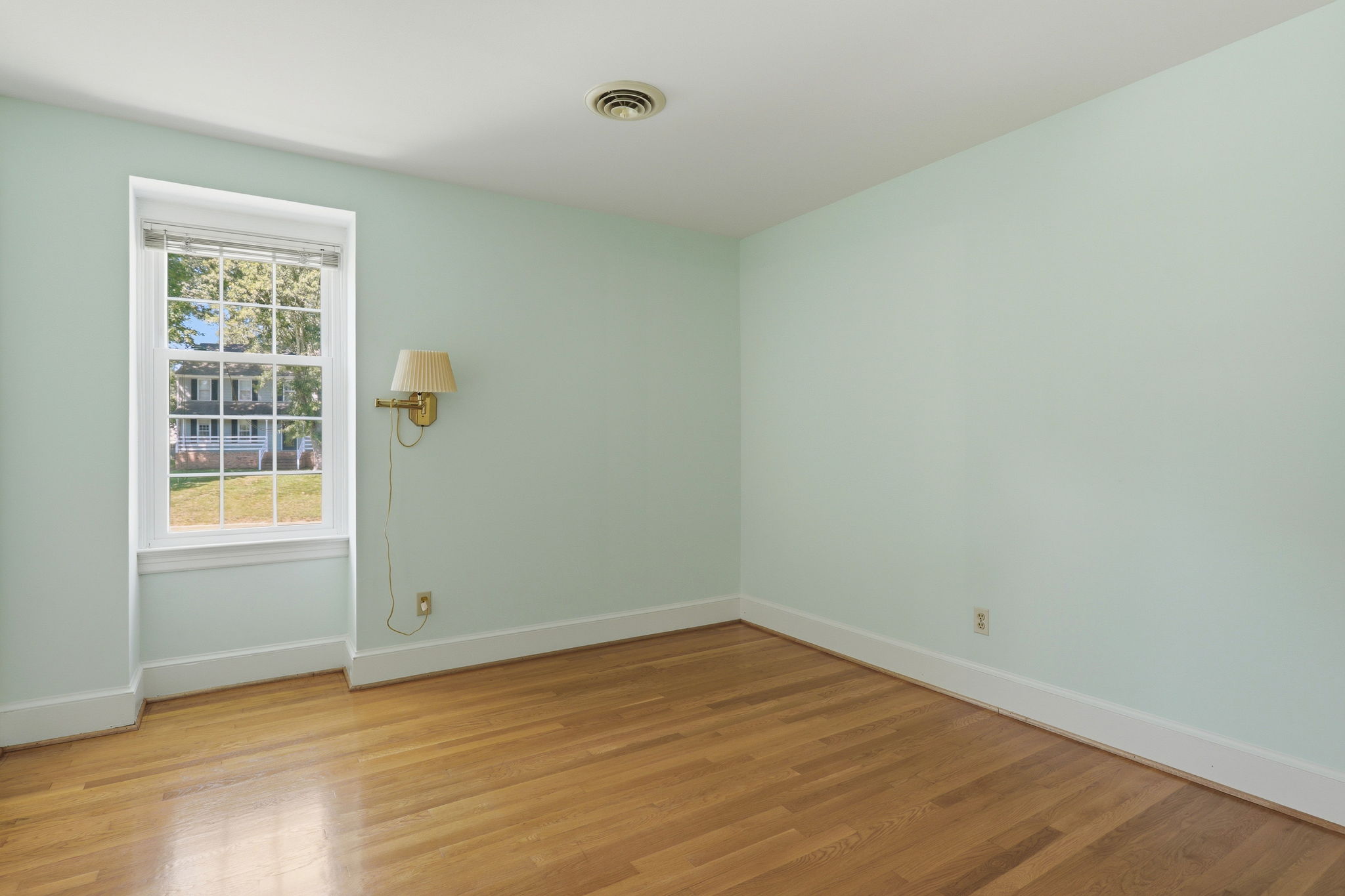32-Bedroom 2