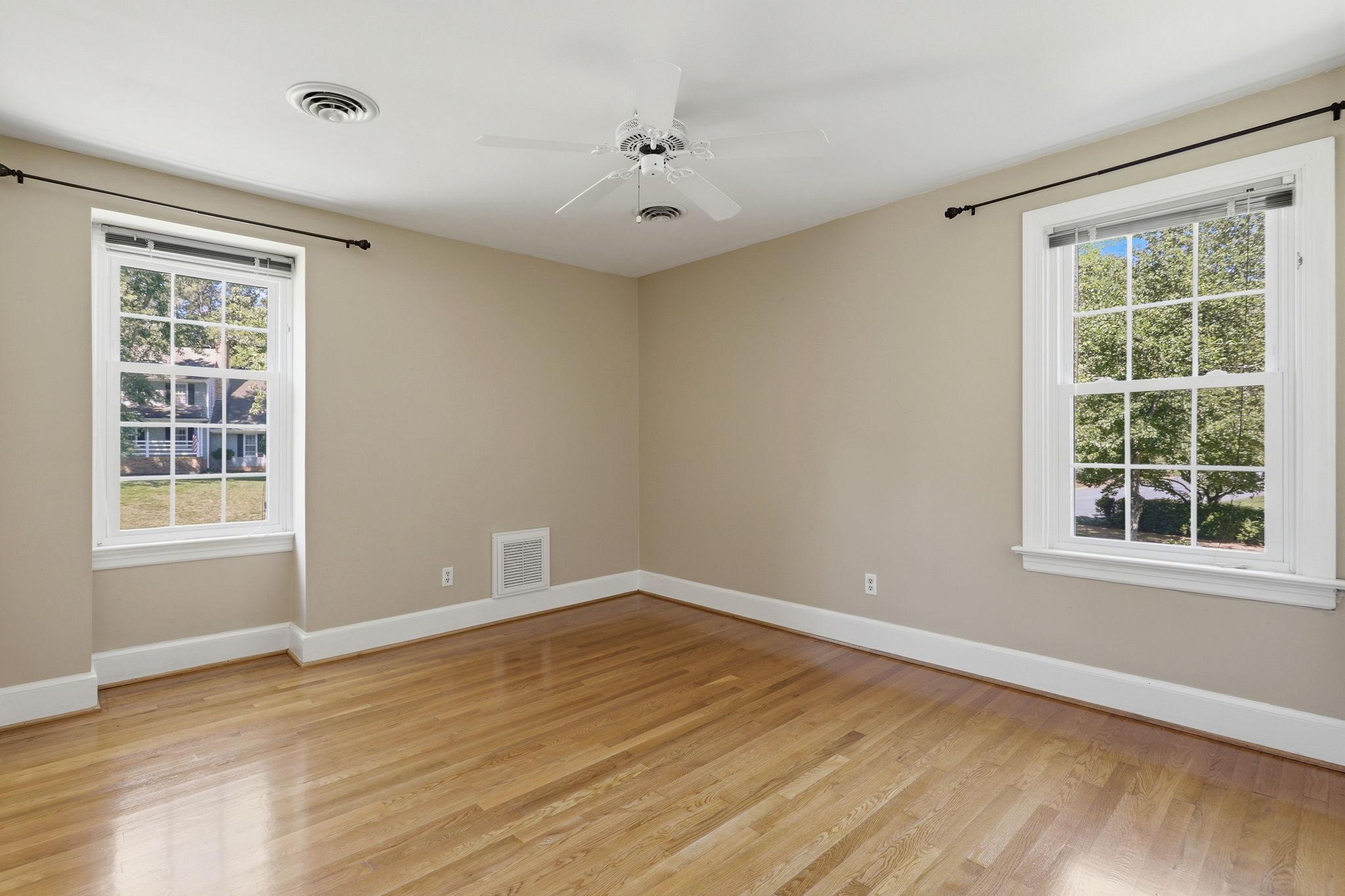 33-Bedroom 3