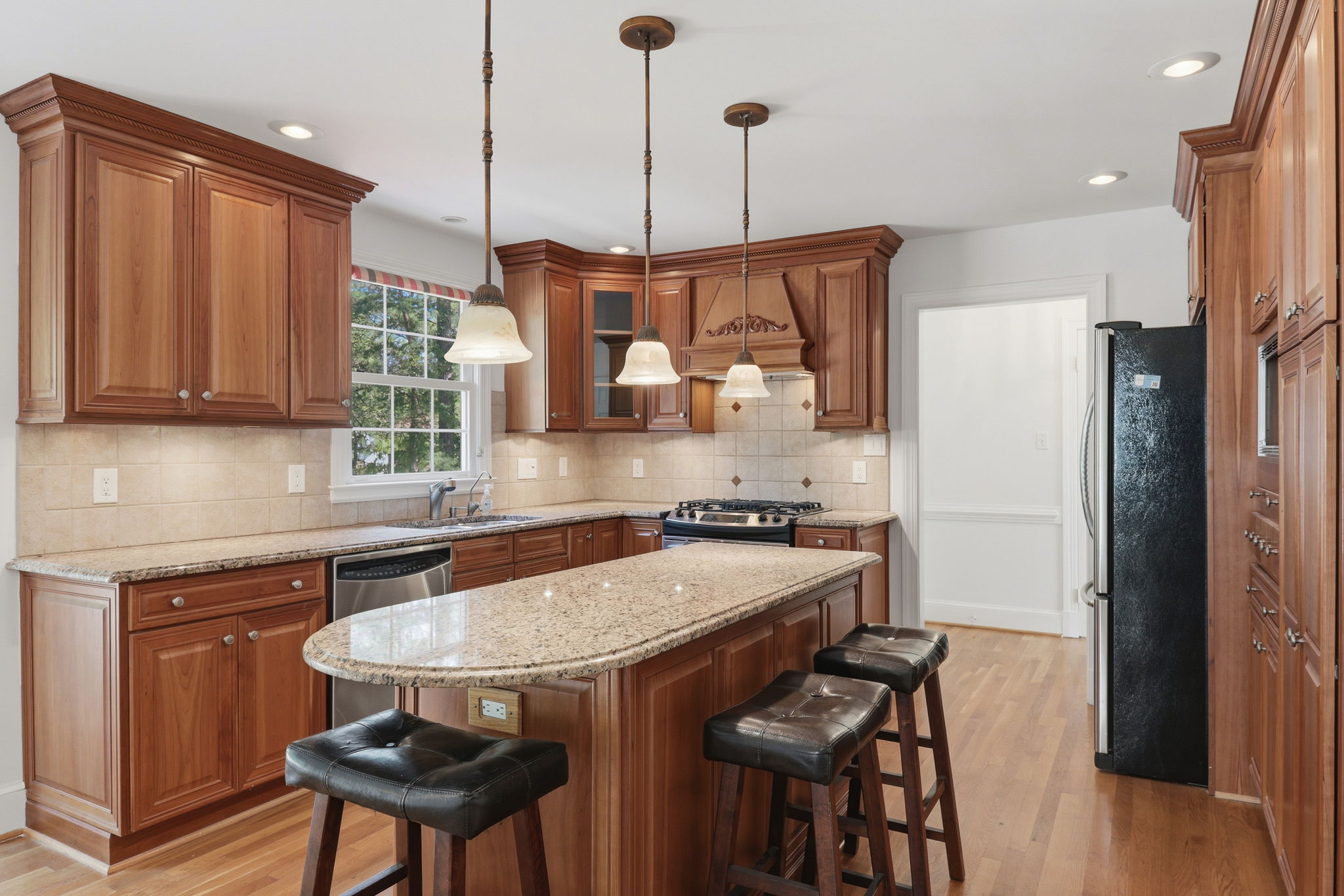 11-Kitchen