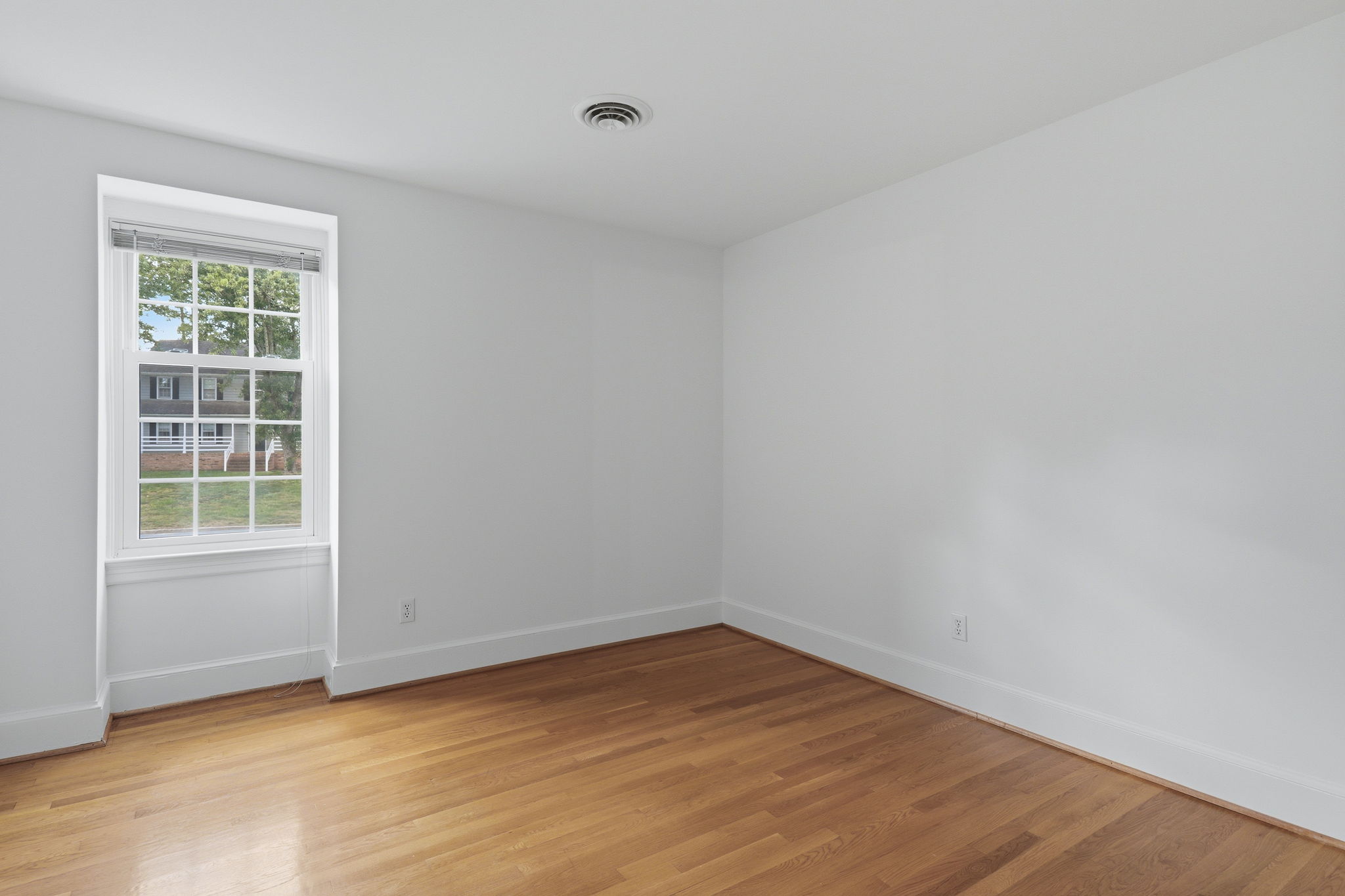 32-Bedroom 3