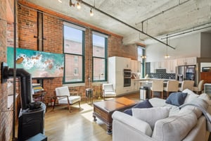 Wynkoop St 208-0105-007.jpg