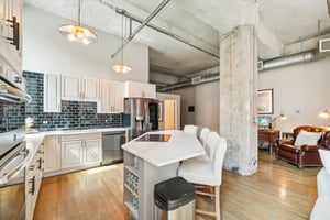 Wynkoop St 208-0105-017.jpg