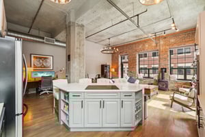 Wynkoop St 208-0105-019.jpg