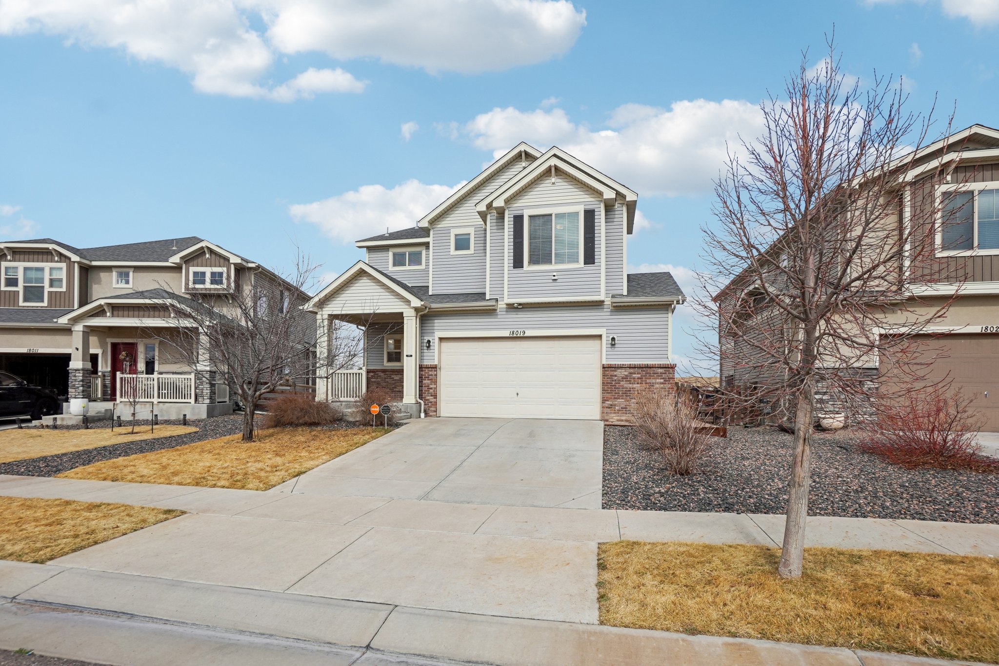 E 108th Pl-S1103-003.jpg