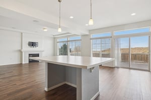 E 108th Pl-S1103-014.jpg