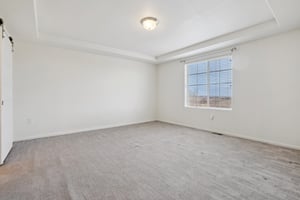 E 108th Pl-S1103-035.jpg