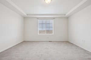 E 108th Pl-S1103-036.jpg