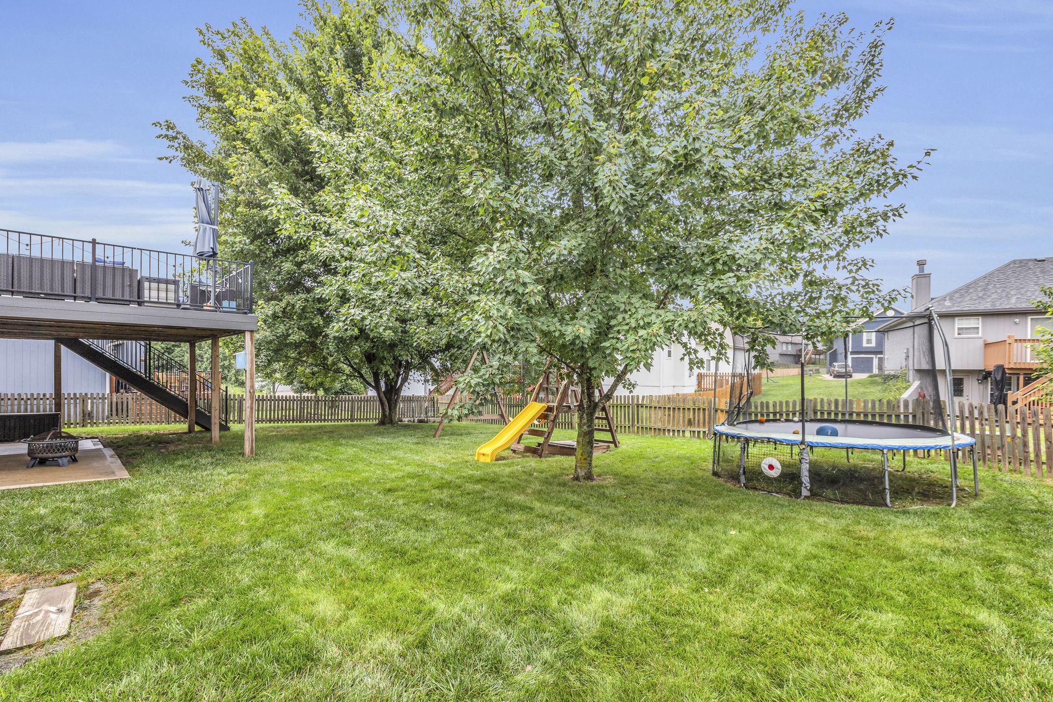  Photo 37