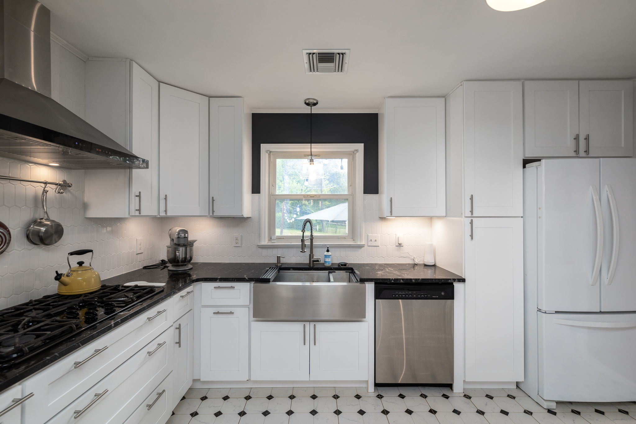 1802 Norwich Dr-10