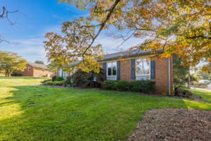 1802 Norwich Dr-2
