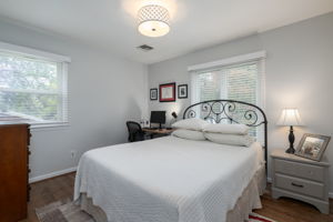 1802 Norwich Dr-20