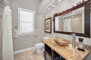 Bathroom2