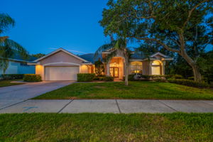 Front Exterior24