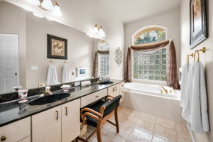 Master Bathroom1b