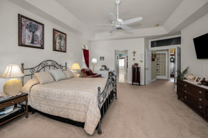 Primary Bedroom1b